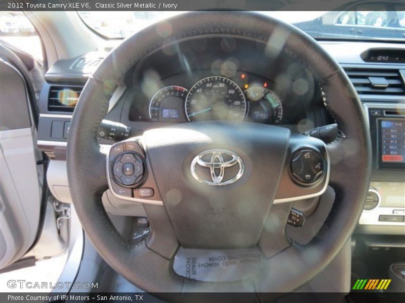 Classic Silver Metallic / Ivory 2012 Toyota Camry XLE V6