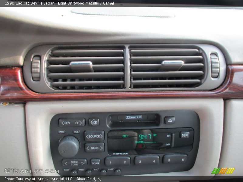 Light Driftwood Metallic / Camel 1998 Cadillac DeVille Sedan