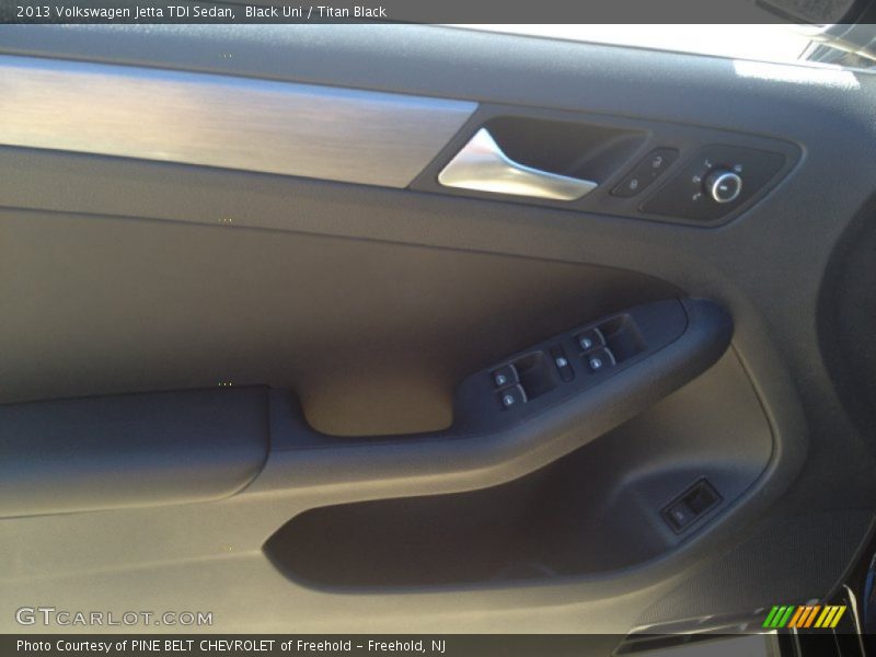 Black Uni / Titan Black 2013 Volkswagen Jetta TDI Sedan