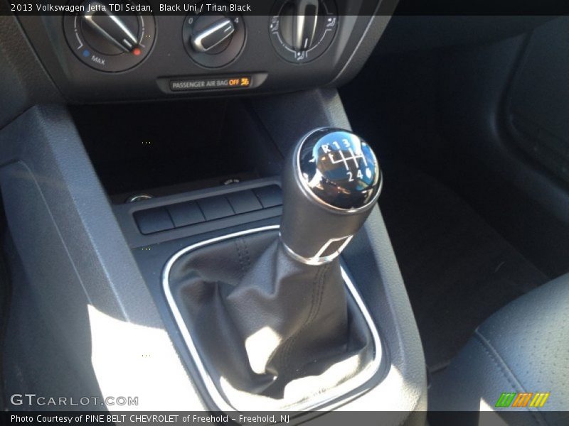Black Uni / Titan Black 2013 Volkswagen Jetta TDI Sedan