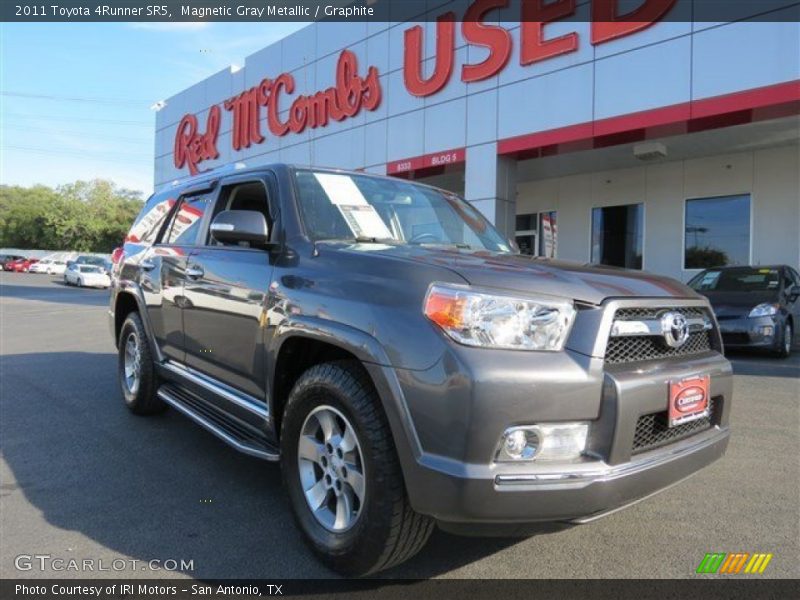 Magnetic Gray Metallic / Graphite 2011 Toyota 4Runner SR5