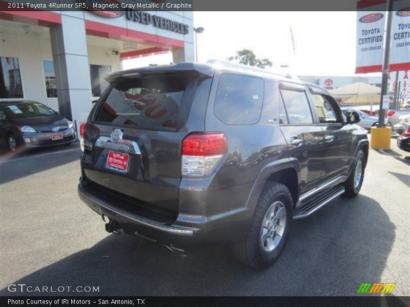 Magnetic Gray Metallic / Graphite 2011 Toyota 4Runner SR5