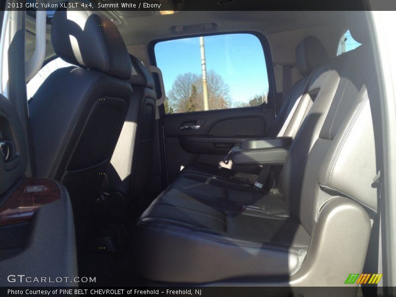 Summit White / Ebony 2013 GMC Yukon XL SLT 4x4