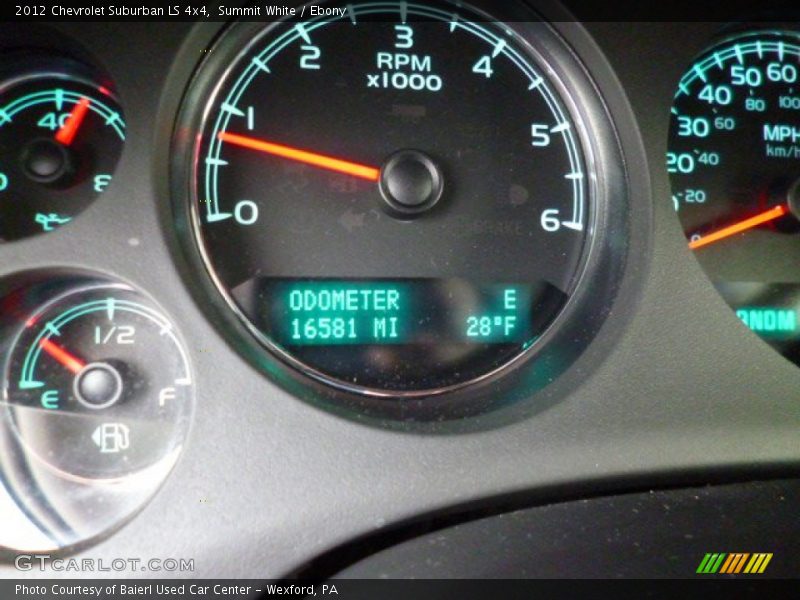 Summit White / Ebony 2012 Chevrolet Suburban LS 4x4