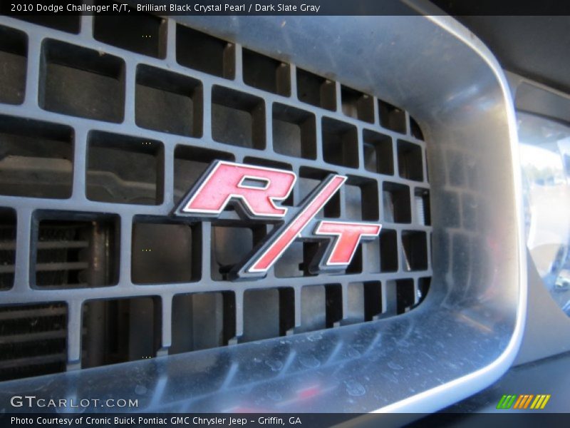 Brilliant Black Crystal Pearl / Dark Slate Gray 2010 Dodge Challenger R/T