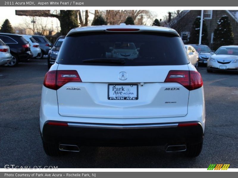 Aspen White Pearl / Taupe 2011 Acura MDX