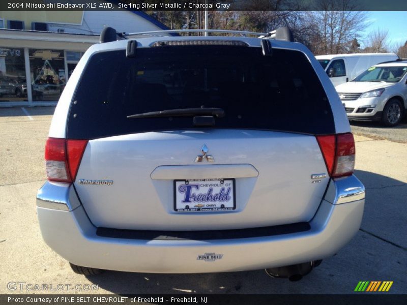Sterling Silver Metallic / Charcoal Gray 2004 Mitsubishi Endeavor XLS AWD