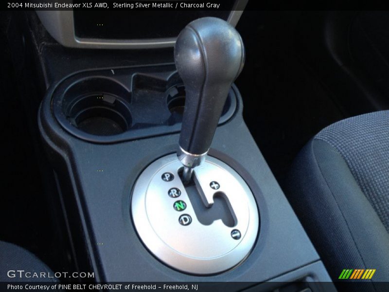 Sterling Silver Metallic / Charcoal Gray 2004 Mitsubishi Endeavor XLS AWD