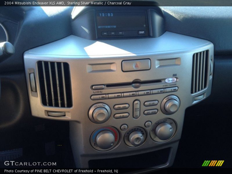 Sterling Silver Metallic / Charcoal Gray 2004 Mitsubishi Endeavor XLS AWD