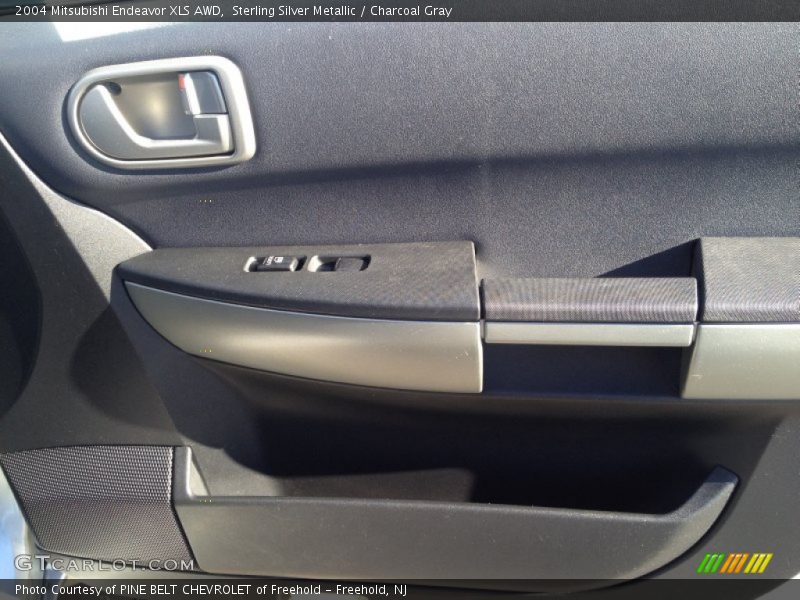 Sterling Silver Metallic / Charcoal Gray 2004 Mitsubishi Endeavor XLS AWD