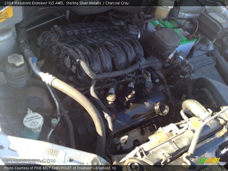 Sterling Silver Metallic / Charcoal Gray 2004 Mitsubishi Endeavor XLS AWD
