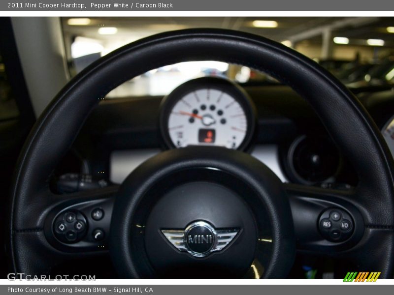 Pepper White / Carbon Black 2011 Mini Cooper Hardtop
