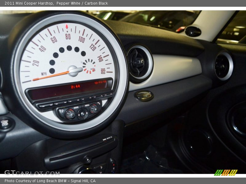 Pepper White / Carbon Black 2011 Mini Cooper Hardtop
