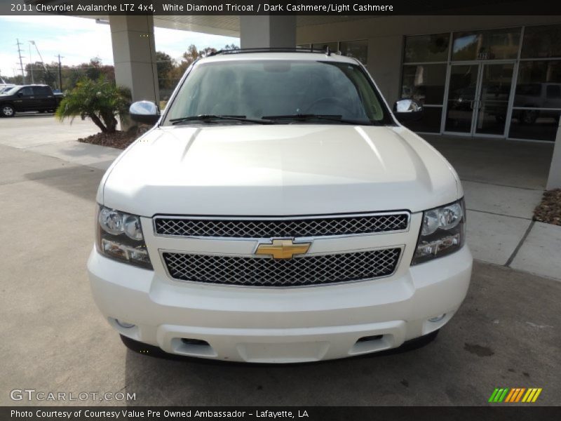 White Diamond Tricoat / Dark Cashmere/Light Cashmere 2011 Chevrolet Avalanche LTZ 4x4