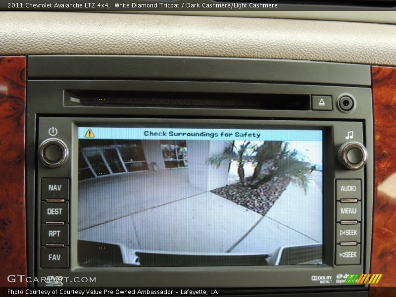White Diamond Tricoat / Dark Cashmere/Light Cashmere 2011 Chevrolet Avalanche LTZ 4x4