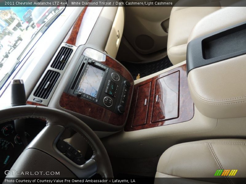 White Diamond Tricoat / Dark Cashmere/Light Cashmere 2011 Chevrolet Avalanche LTZ 4x4