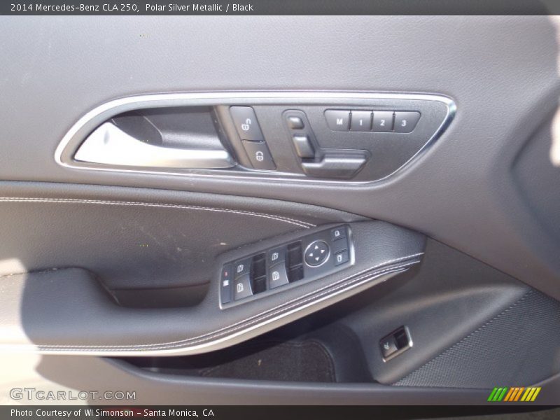 Polar Silver Metallic / Black 2014 Mercedes-Benz CLA 250