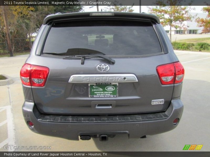 Magnetic Gray Metallic / Graphite Gray 2011 Toyota Sequoia Limited