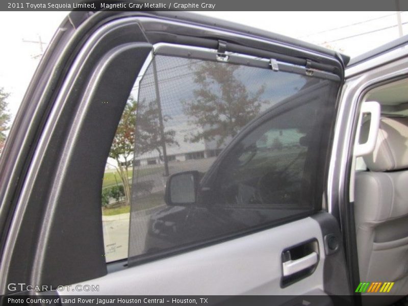 Magnetic Gray Metallic / Graphite Gray 2011 Toyota Sequoia Limited