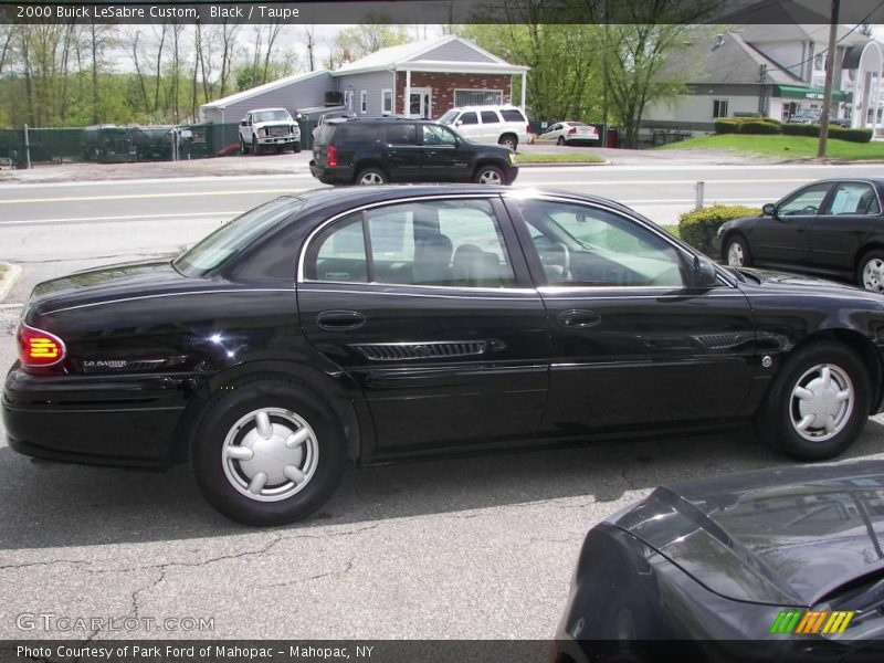 Black / Taupe 2000 Buick LeSabre Custom