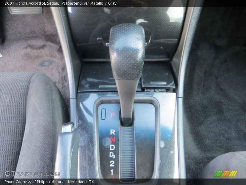 Alabaster Silver Metallic / Gray 2007 Honda Accord SE Sedan