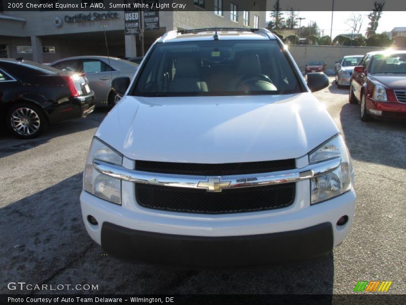 Summit White / Light Gray 2005 Chevrolet Equinox LT AWD