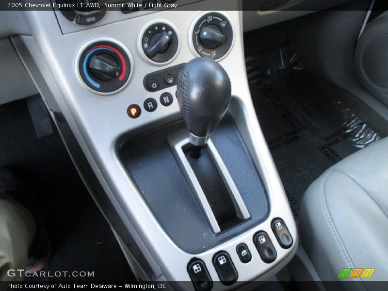 Summit White / Light Gray 2005 Chevrolet Equinox LT AWD