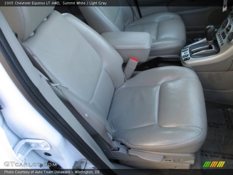 Summit White / Light Gray 2005 Chevrolet Equinox LT AWD