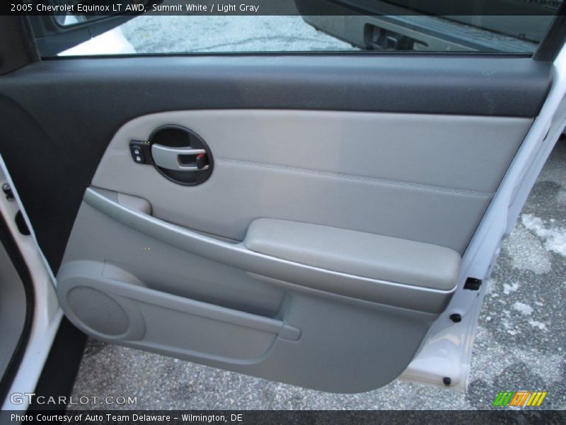 Summit White / Light Gray 2005 Chevrolet Equinox LT AWD
