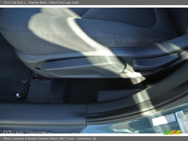 Shadow Black / Black Soul Logo Cloth 2011 Kia Soul +
