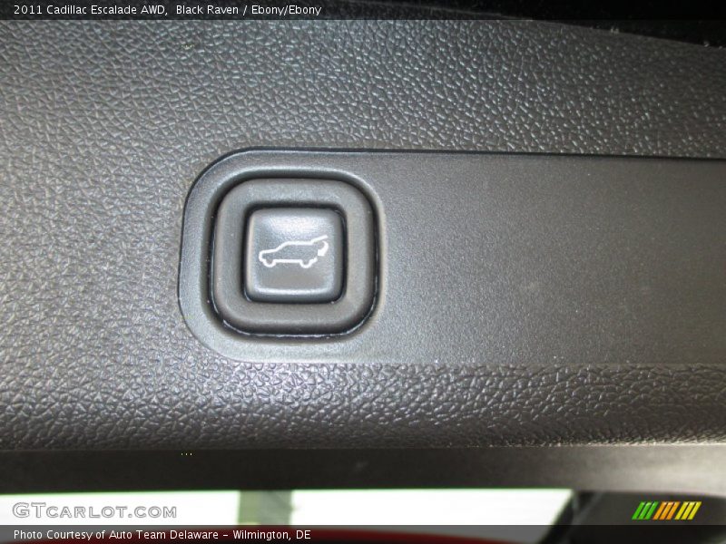 Black Raven / Ebony/Ebony 2011 Cadillac Escalade AWD