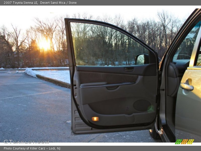 Desert Sand Mica / Stone 2007 Toyota Sienna LE