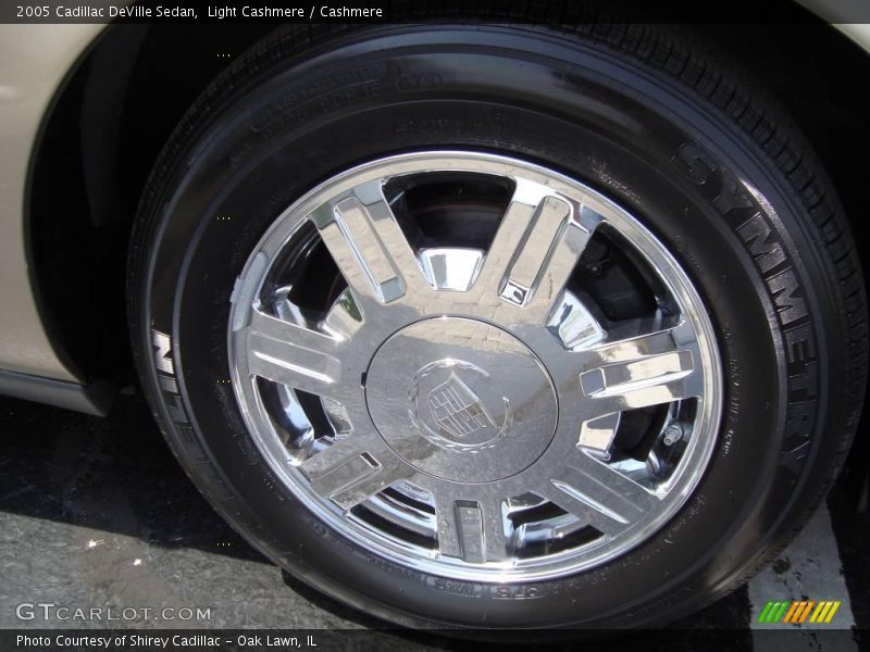 Light Cashmere / Cashmere 2005 Cadillac DeVille Sedan