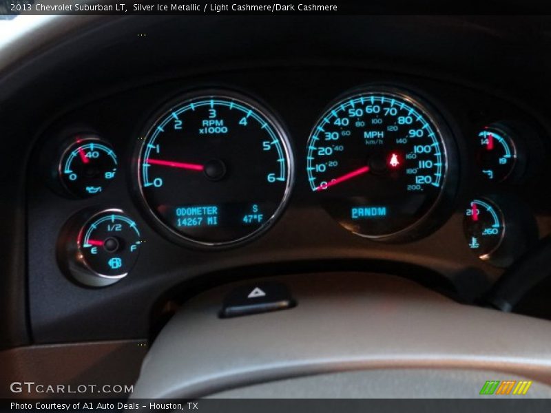 Silver Ice Metallic / Light Cashmere/Dark Cashmere 2013 Chevrolet Suburban LT