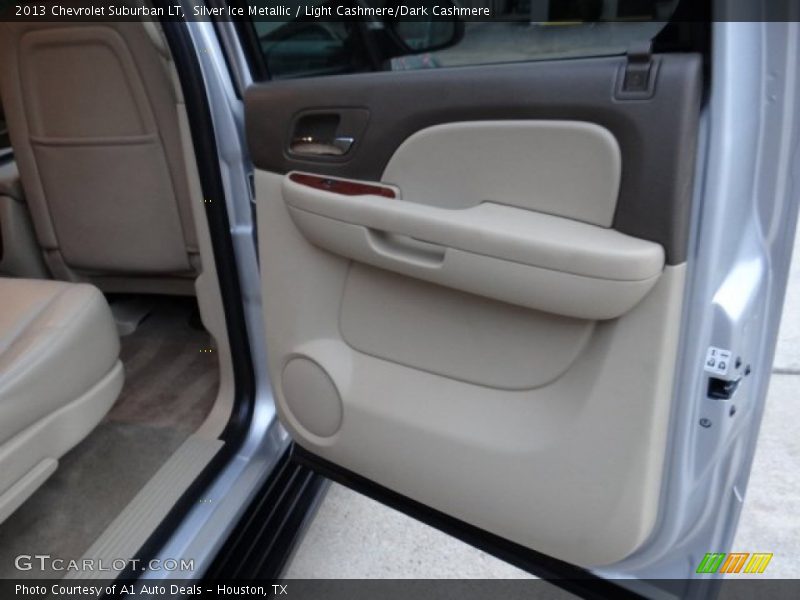 Silver Ice Metallic / Light Cashmere/Dark Cashmere 2013 Chevrolet Suburban LT