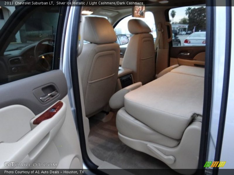 Silver Ice Metallic / Light Cashmere/Dark Cashmere 2013 Chevrolet Suburban LT