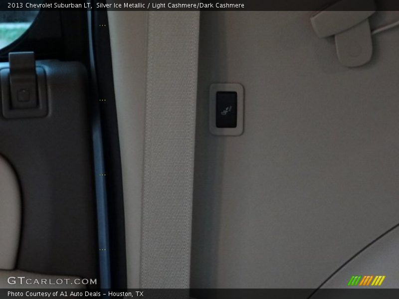Silver Ice Metallic / Light Cashmere/Dark Cashmere 2013 Chevrolet Suburban LT