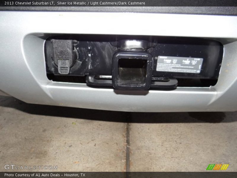 Silver Ice Metallic / Light Cashmere/Dark Cashmere 2013 Chevrolet Suburban LT