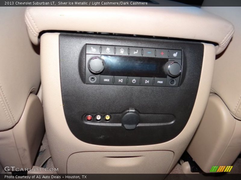 Silver Ice Metallic / Light Cashmere/Dark Cashmere 2013 Chevrolet Suburban LT