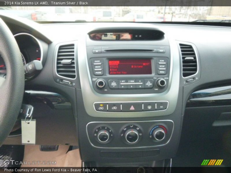 Titanium Silver / Black 2014 Kia Sorento LX AWD
