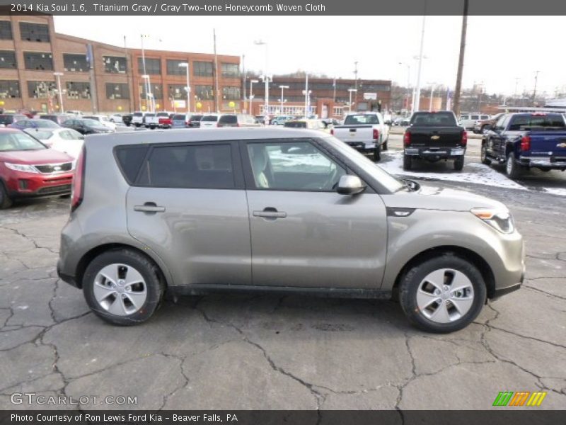 Titanium Gray / Gray Two-tone Honeycomb Woven Cloth 2014 Kia Soul 1.6
