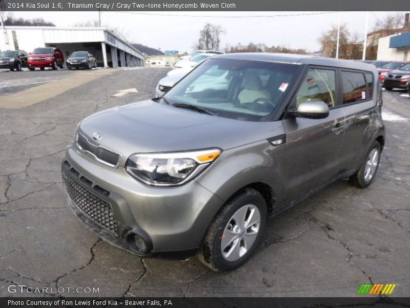Titanium Gray / Gray Two-tone Honeycomb Woven Cloth 2014 Kia Soul 1.6