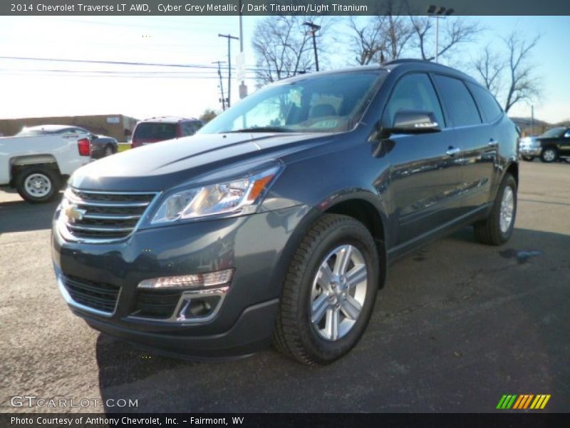 Front 3/4 View of 2014 Traverse LT AWD