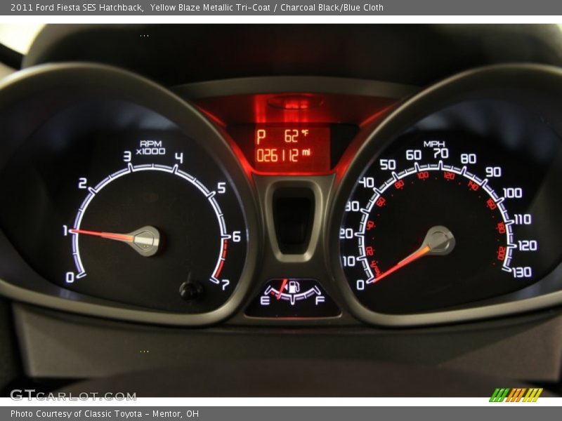 Yellow Blaze Metallic Tri-Coat / Charcoal Black/Blue Cloth 2011 Ford Fiesta SES Hatchback