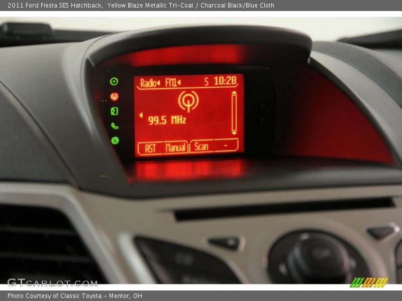 Yellow Blaze Metallic Tri-Coat / Charcoal Black/Blue Cloth 2011 Ford Fiesta SES Hatchback