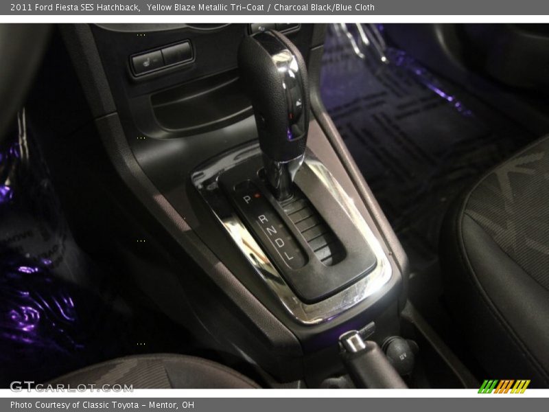 Yellow Blaze Metallic Tri-Coat / Charcoal Black/Blue Cloth 2011 Ford Fiesta SES Hatchback