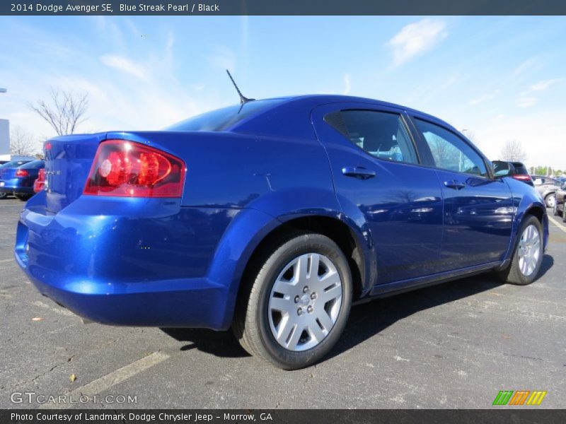 Blue Streak Pearl / Black 2014 Dodge Avenger SE