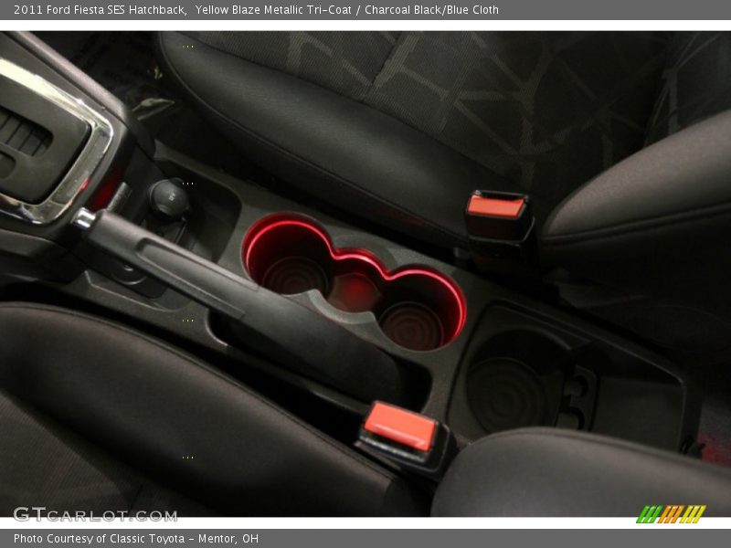 Yellow Blaze Metallic Tri-Coat / Charcoal Black/Blue Cloth 2011 Ford Fiesta SES Hatchback
