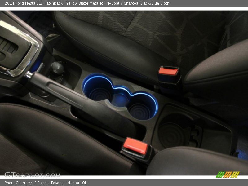 Yellow Blaze Metallic Tri-Coat / Charcoal Black/Blue Cloth 2011 Ford Fiesta SES Hatchback
