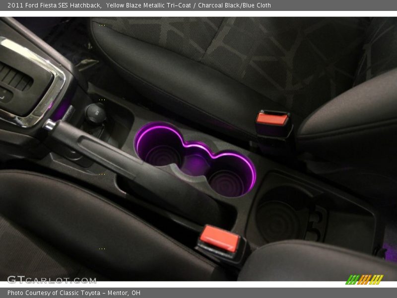 Yellow Blaze Metallic Tri-Coat / Charcoal Black/Blue Cloth 2011 Ford Fiesta SES Hatchback